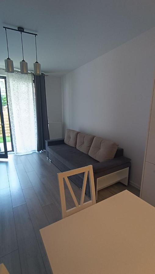 Apartment Z Ogrodkiem Na Warszawskiej Woli 바르샤바 외부 사진